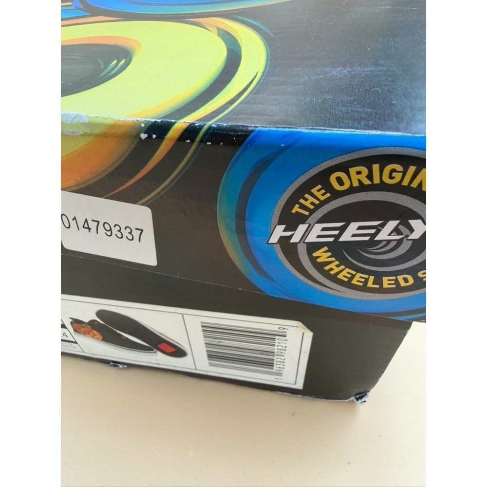 Heelys Pro 20 Black Red Flames Youth 6 Women's 7‎ w/ Box 1 Wheel - Picture 7 of 9